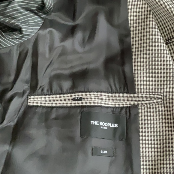 Rain or shine Mid length coat. Worn once Excellent Condition - Picture 7 of 7